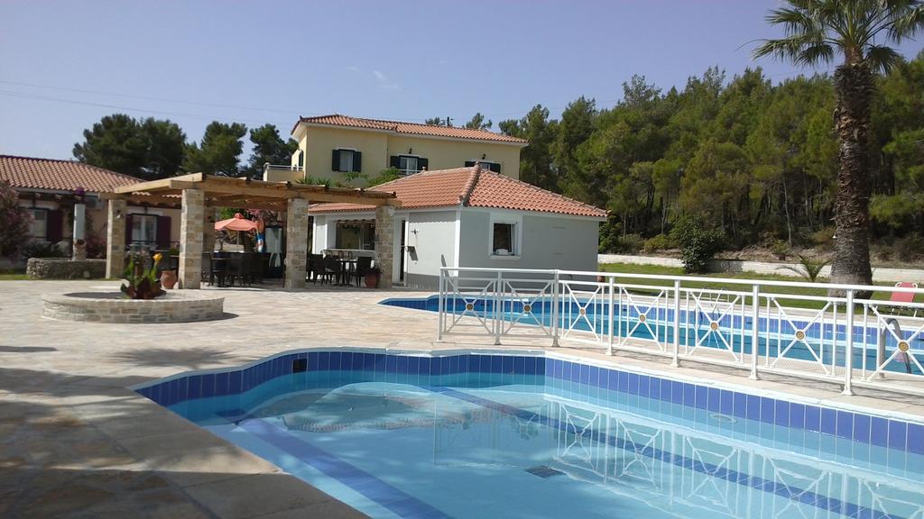 Zeus Hotel Ireo  Exterior foto